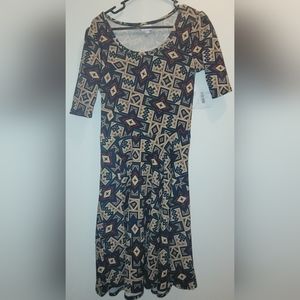 MEDIUM LuLaRoe Nicole dress, NEW with tags attached.